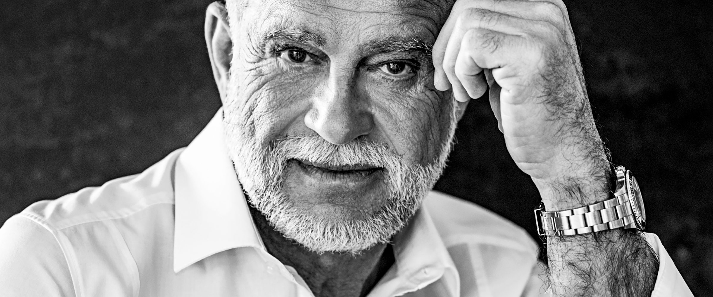 Bestager-, Classic-, Senior-, 50+ Model Michael Diehl Fotomodell aus Esslingen bei Stuttgart Portrait s/w 10